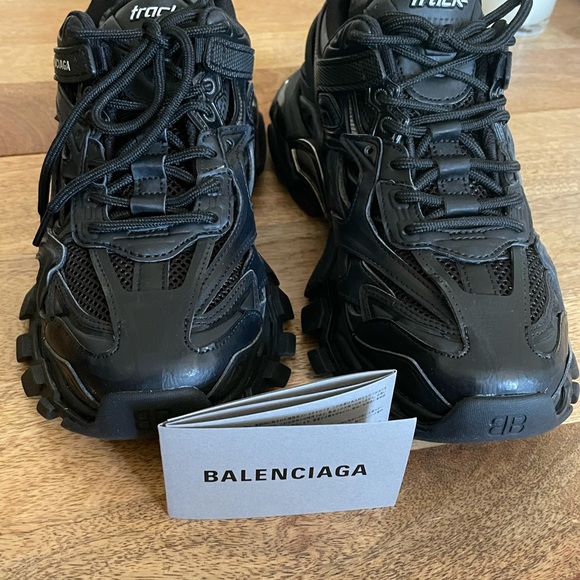 S.O.L.D. Balenciaga Track2 Sneakers. Men’s size 7 40E. - Picture 3 of 12